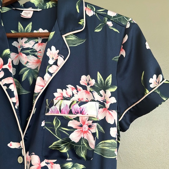 NWOT VICTORIA’S SECRET SILK EFFECT ROMPER, S - Picture 3 of 3